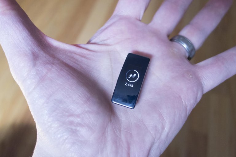 fitbit-inspire-hr-size-100797238-large.jpg