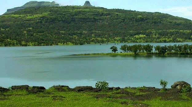 bhandardara1.jpg