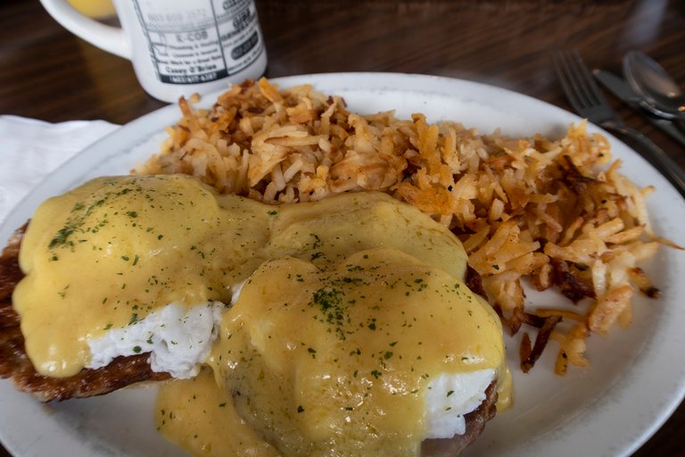 EggsBenedict.jpg