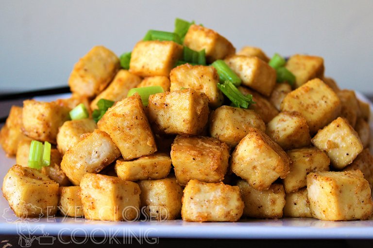 EyesClosedCooking-CrispyBakedTofu---06.jpg