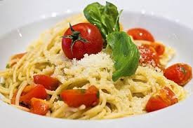 pasta with tomatoes.jpg