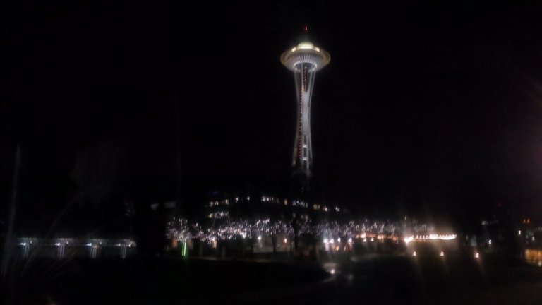 Space Needle WIDE IMG_20190111_190336.jpg