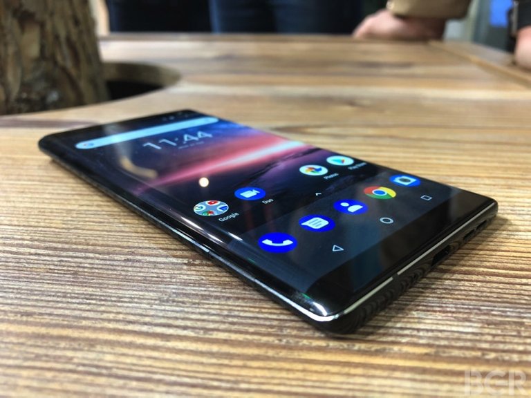 nokia-8-sirocco-hands-on-mwc-2018-2.jpg