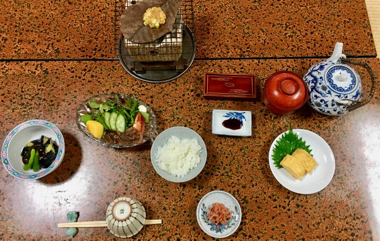 petit-dejeuner-ryokan-takayama.jpg