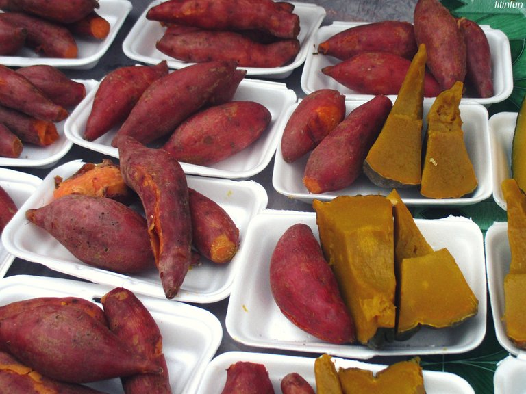 steamed Sweet potatoes and pumpkin Bangkok Thailand food fitinfun.jpg