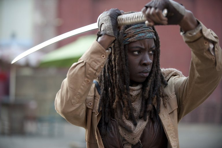 danai-gurira-season-4-walking-dead-michonne.jpg