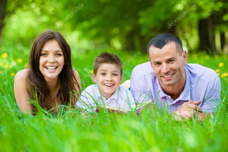 depositphotos_35648695-stock-photo-happy-family-of-three-lying.jpg