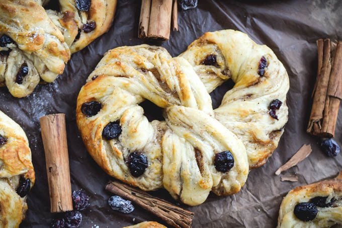 Cinnamon Raisin Swirl Soft Pretzels (6).jpg