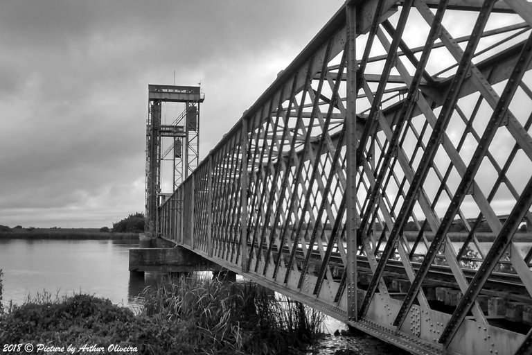 train bridge