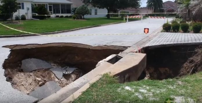 new-sinkholes-the-villages-florida-2-696x358.jpg