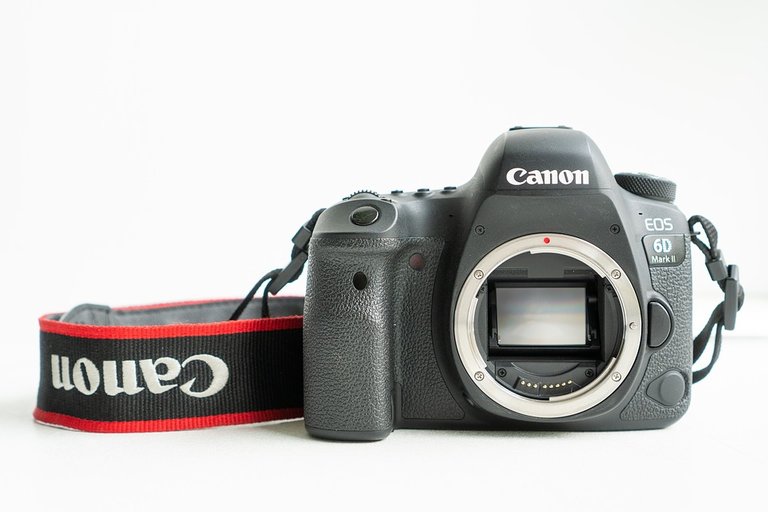 canon-3482739_960_720.jpg