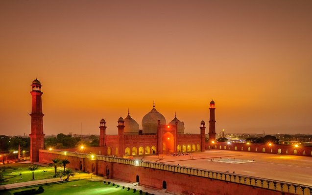 Badshahi-Mosque-Lahore1.jpg