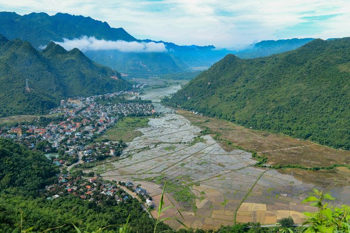 Mai Chau Valley.jpg