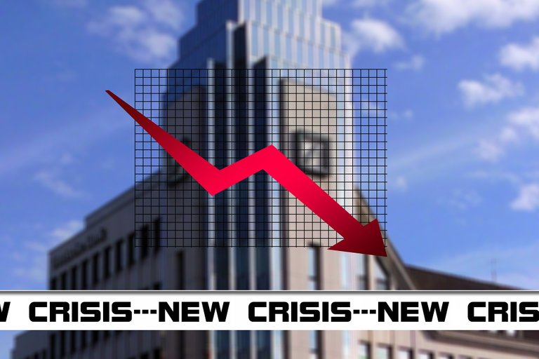 089 financial-crisis-Pixabay.jpg