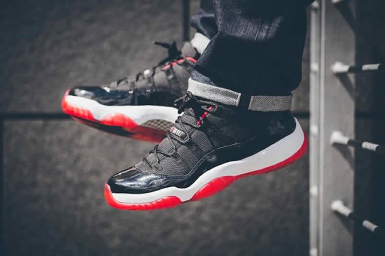 air-jordan-11-low-bred-on-feet-528895-012-(1).jpg