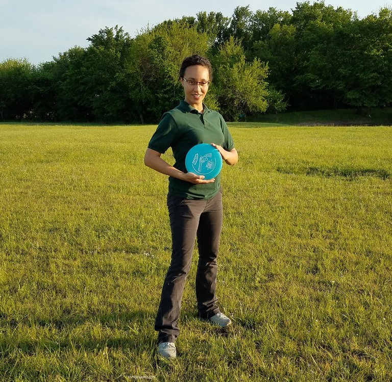 steemit-enternamehere-discgolf-cheesin.jpg