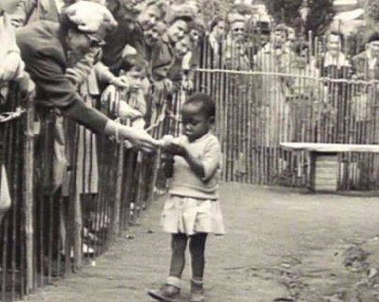 Human-Zoos-with-African-People-Put-on-Display.jpg