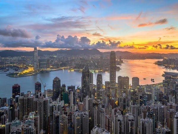 most-beautiful-cities-hong-kong-cr-getty.jpg