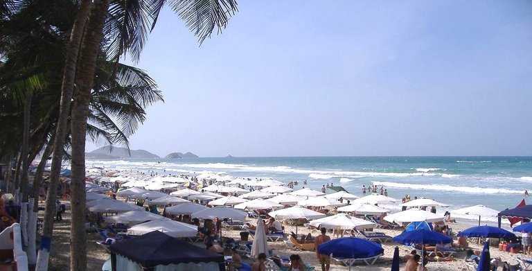 Playa El Agua, Isla de Margarita.JPG