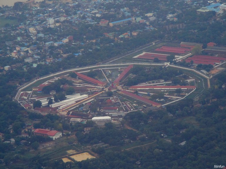 bangkok thailand overhead circle view fitinfun.jpg