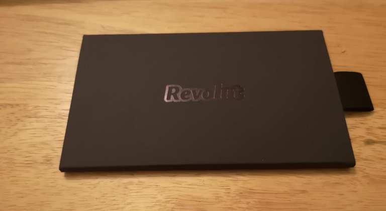 Revolut Karte.jpg