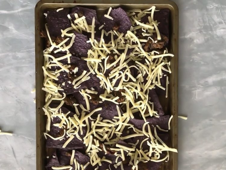 Baked black beans nachos4.jpg