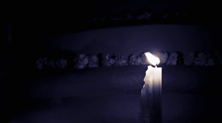 candle-1119246_1920.jpg