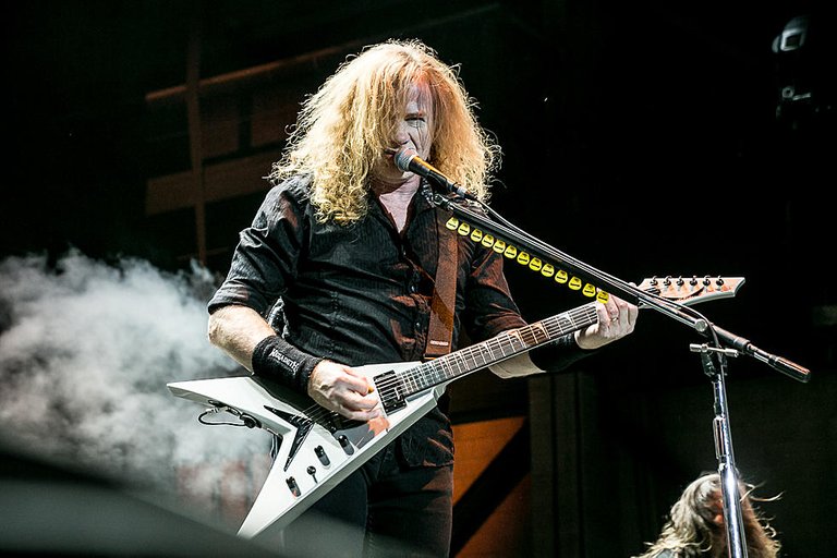 Dave-Mustaine-Megadeth.jpg