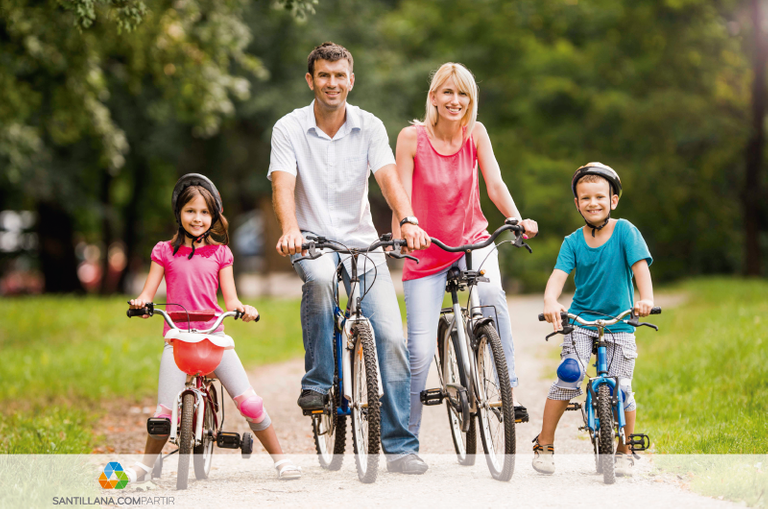 Pasear-en-bici-un-plan-de-descanso-diferente-con-tu-familia.png