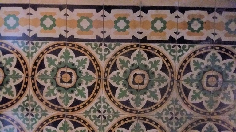 malta tiles 2.jpg