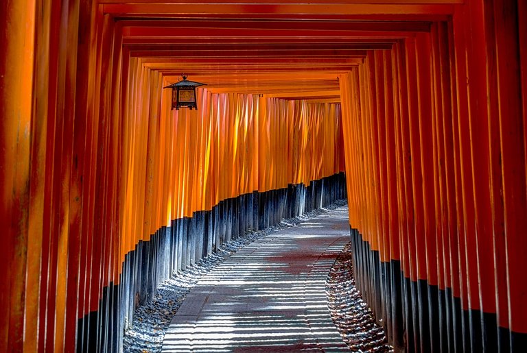torii-1886975_1280.jpg