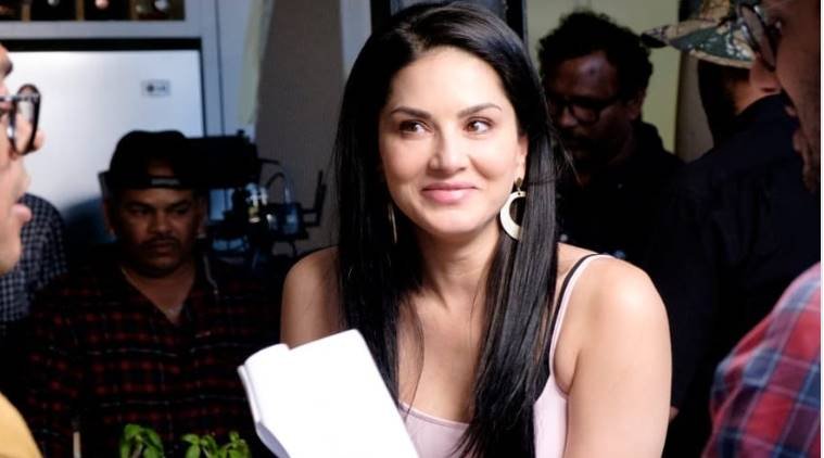 sunny-leone-7594.jpg