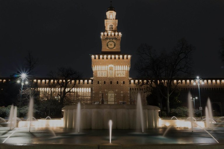 castello-sforzesco.jpg