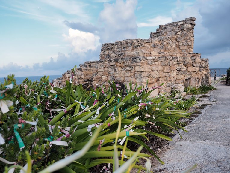 jessicaoutside.com-P8200105-mayan-ruins-punta-sur-isla-mujeres-1200-85.jpg