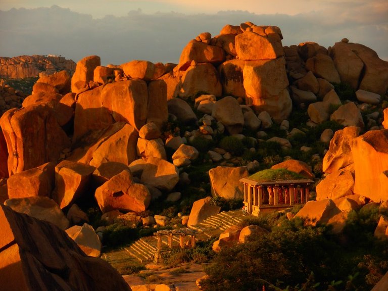 Sunset-at-the-rocks-Hampi.jpg