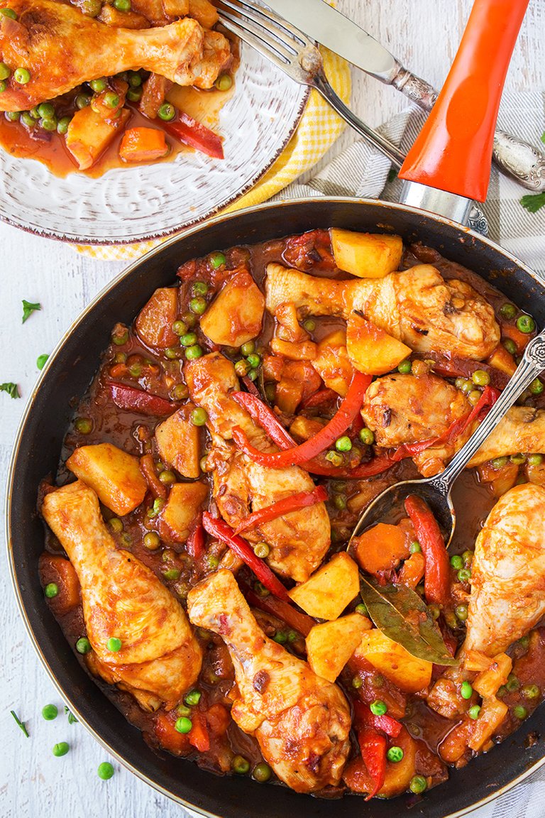 chicken-afritada-with-pineapple-3_2.jpg