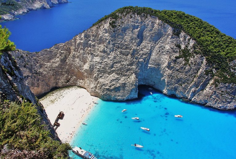 navagio-beach-zakynthos-story-2.jpg