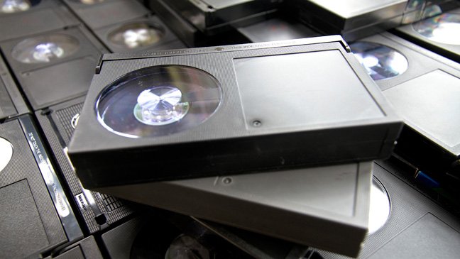 betamax-vs-vhs.jpg