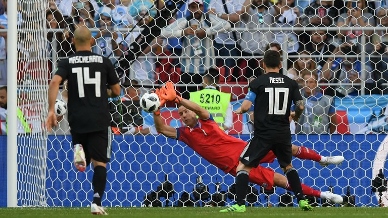 lionel-messi-argentina-islandia-iceland-world-cup-16062018_1x65h769kfu64149uiycy9kft0.jpg