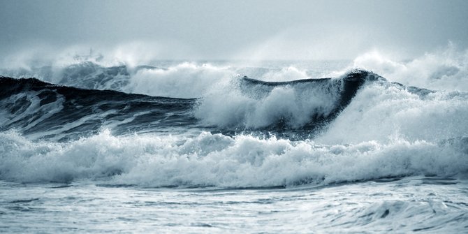 cerita-warga-lari-2-kilometer-saat-tsunami-banten.jpg