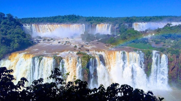 panorama-iguazu-falls-brazil-side.jpg