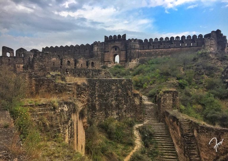 jhelum in pakistan.jpg