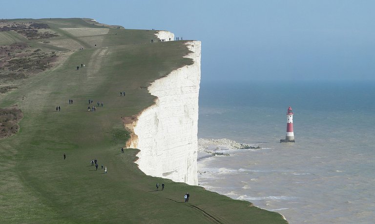 Beachy Head side.jpg