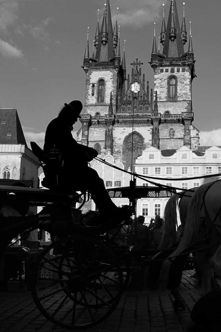 Prague_Silhouette_mm.jpg