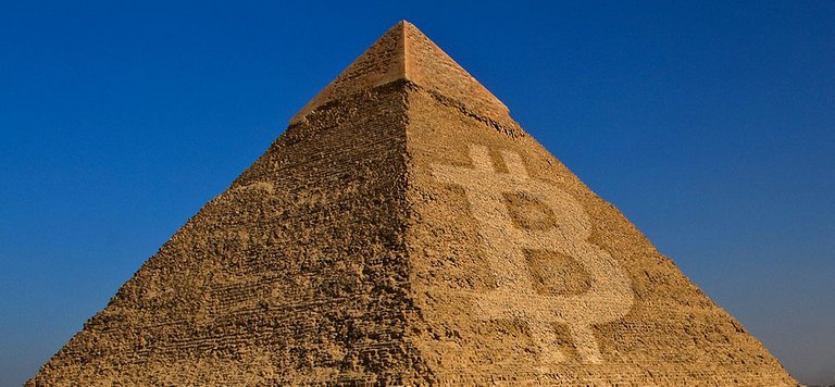 Bitcoin_pyramid.jpg