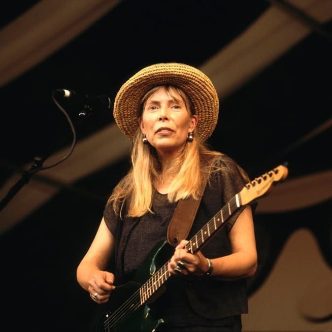 joni_mitchell_photo_by_david_redferns_redferns_84857494jpg.jpg