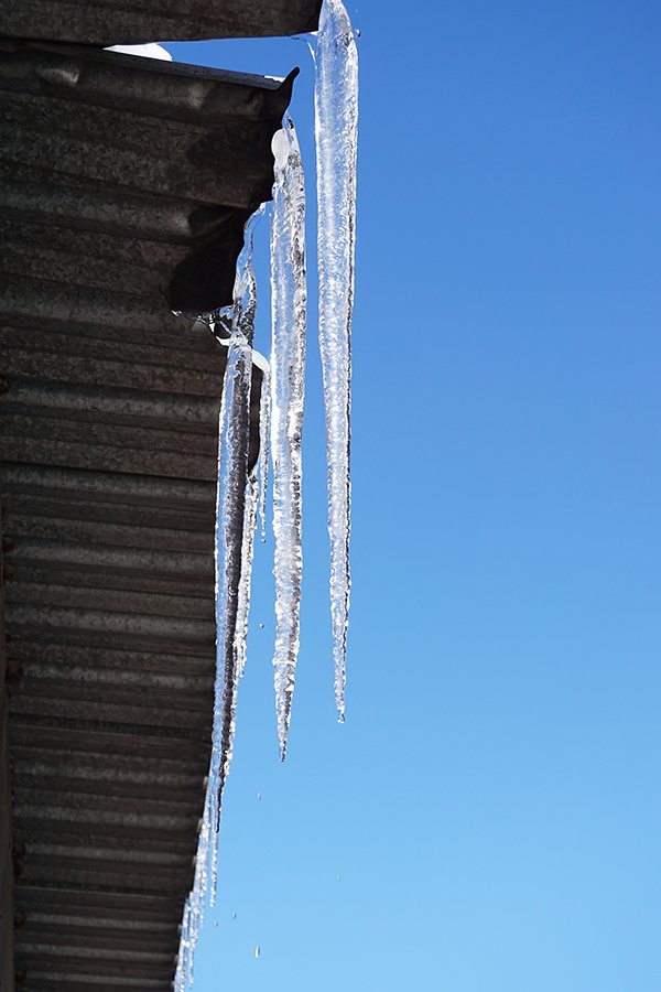 Icicles_2020_012_s.jpg