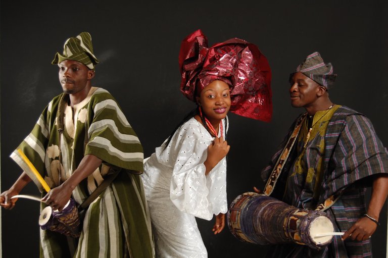 Nigerian-Dancers-The-Trent.jpg