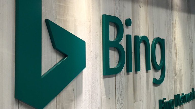 bing-logo-woodsign1-1920.jpg