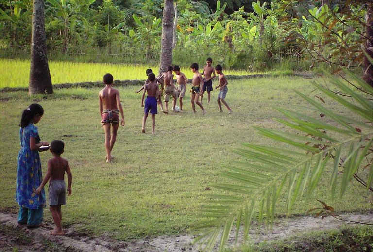 Football_in_the_village_of_Bangladesh.jpg